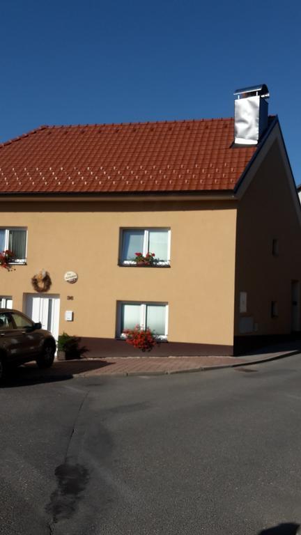 Apartment Pod Kotnovem Tábor Exteriör bild
